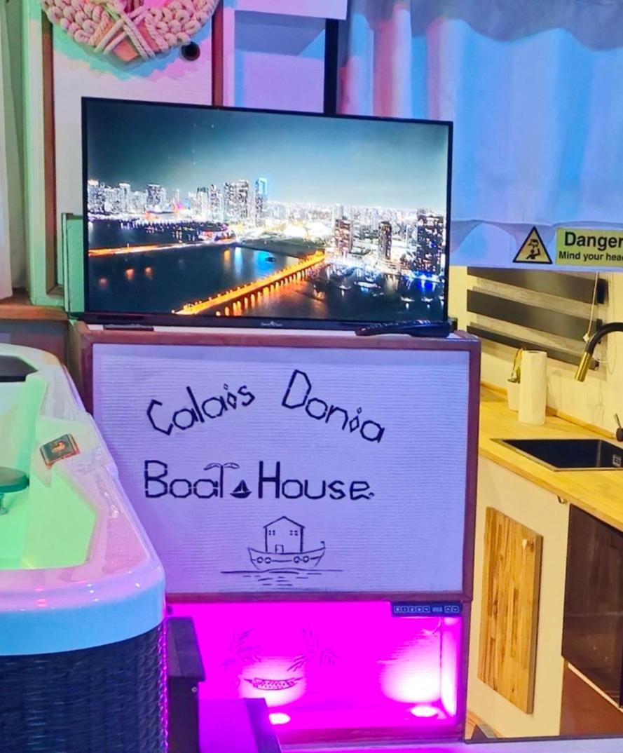 Calaidonia Boat House Hotel Calais Eksteriør billede